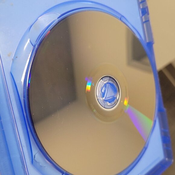 NBA 2K17 PS4 Game With Case Featuring Paul George - Picture 5 of 5